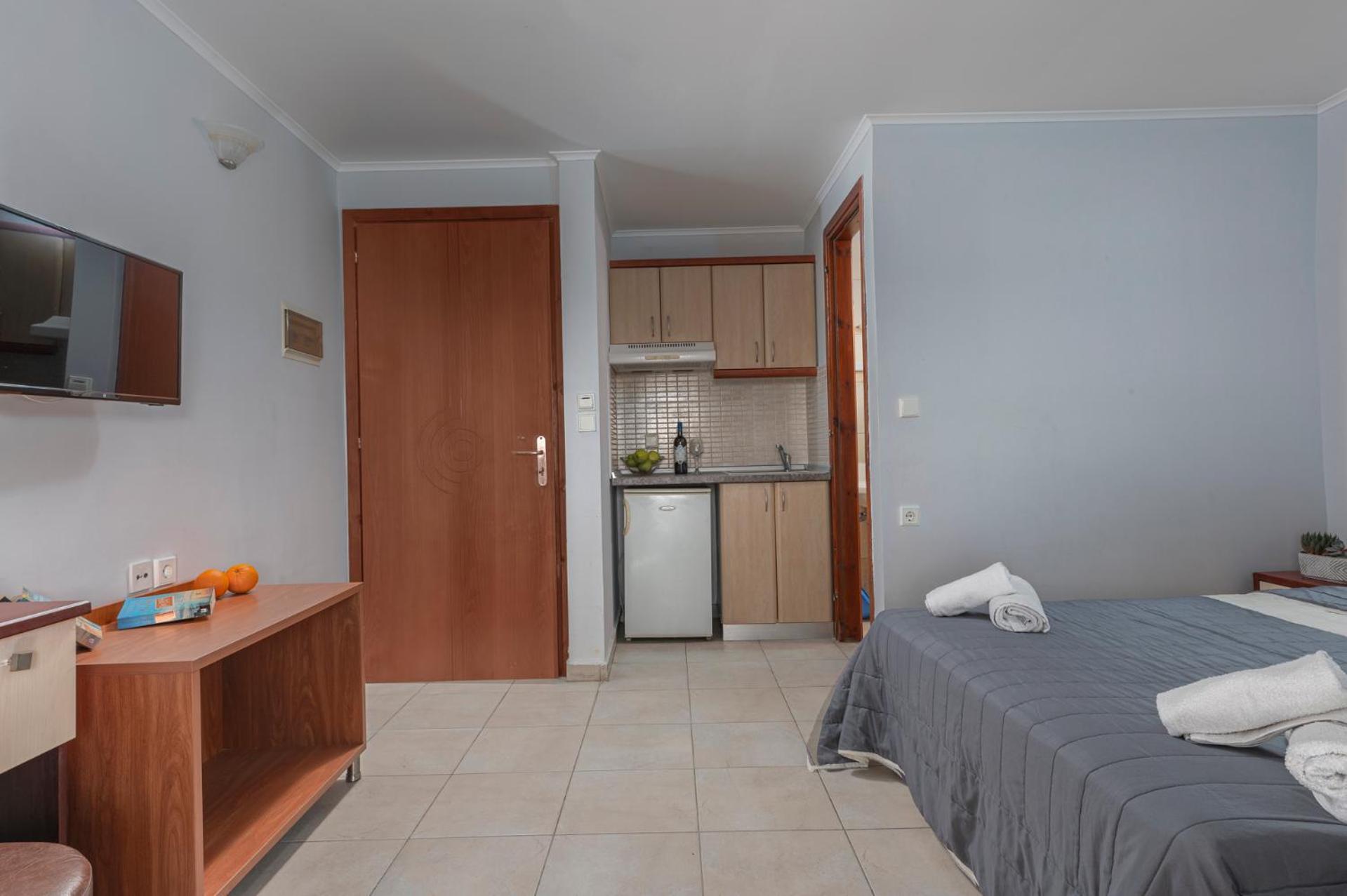 Adonis Hotel Pefkochori Habitación foto
